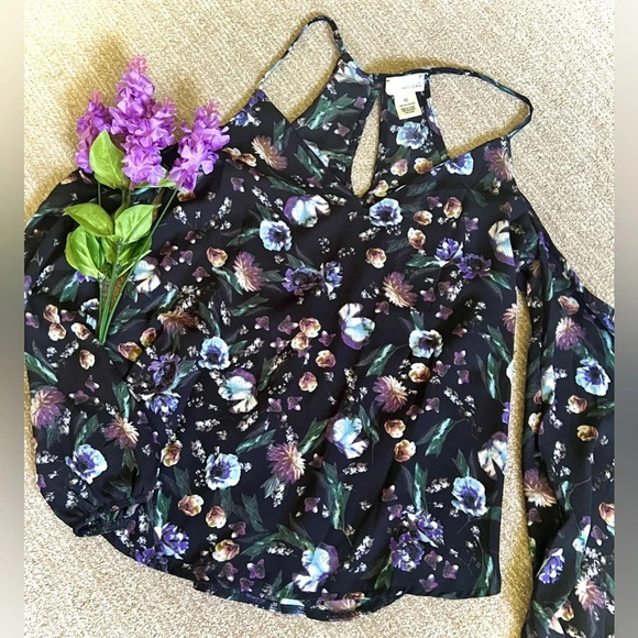Wet Seal Floral Cold Shoulder Blouse - XS - Picture 1 of 4